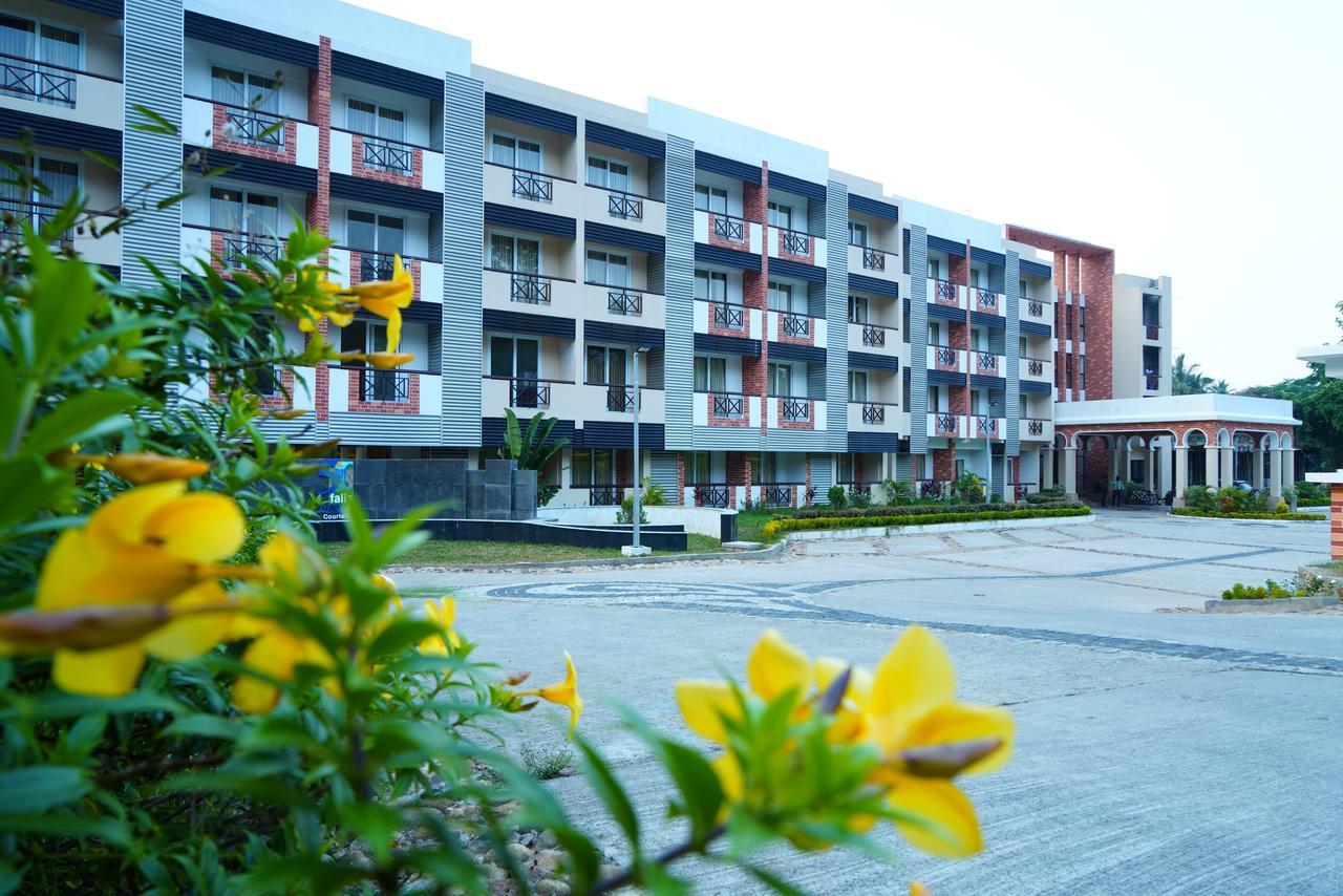Five Falls Resort Kuttālam Exteriör bild